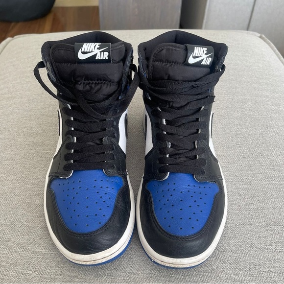 AIR JORDAN 1 RETRO HIGH OG
"Royal Toe" - Picture 3 of 5